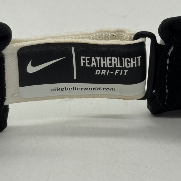Nike Featherlight Dri-FIT Visor White and Black Adjustable Women's Golf Tennis - Picture 2 of 7